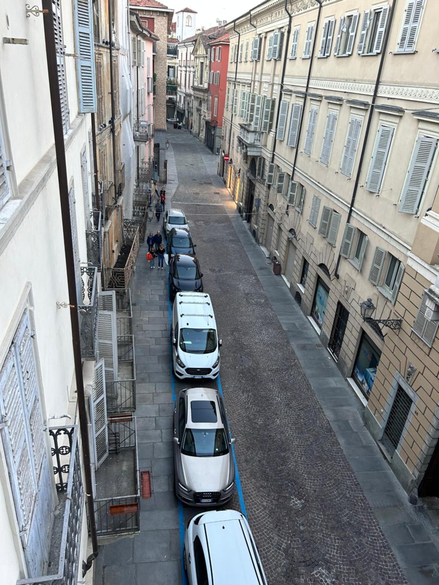 Casa Piemont Apartment กาซาเล มอนแฟร์ราโต ภายนอก รูปภาพ